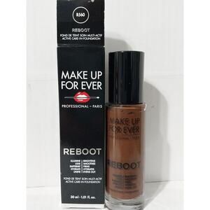 Make Up For Ever Reboot Active Care Revitalizing Foundation R560 Chocolate *NEW*